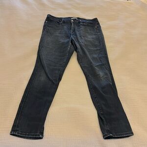 Good American good waist crop size 12/31, ankle length, deep blue wash